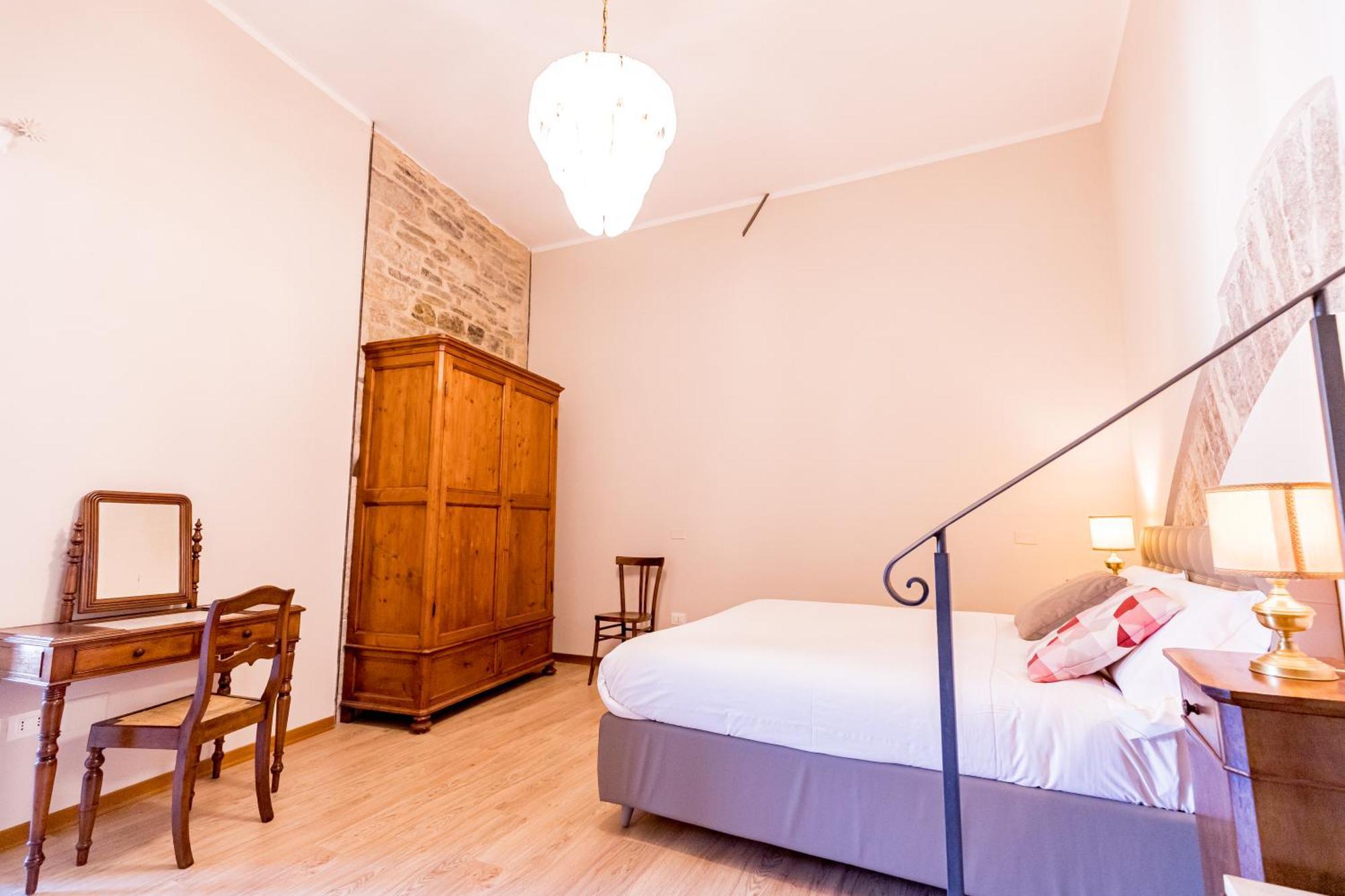 Appartamento In Centro Via Porta Fuga Σπολέτο Εξωτερικό φωτογραφία